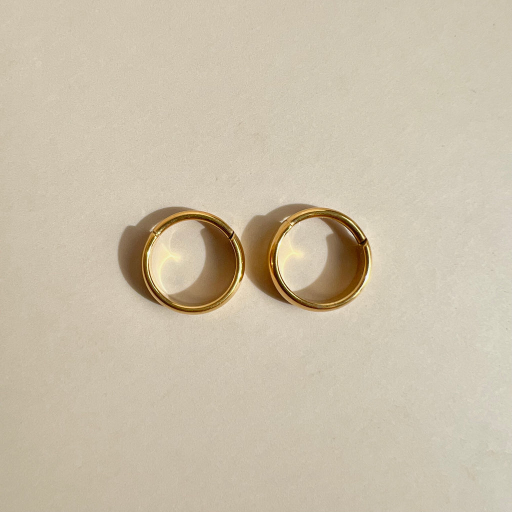 Bold Minimalist Threadless Titanium Earring