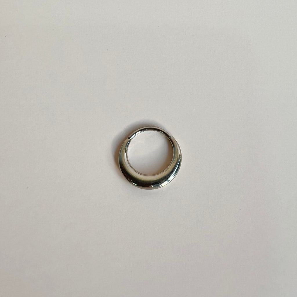 Crescent Arch Threadless Titanium