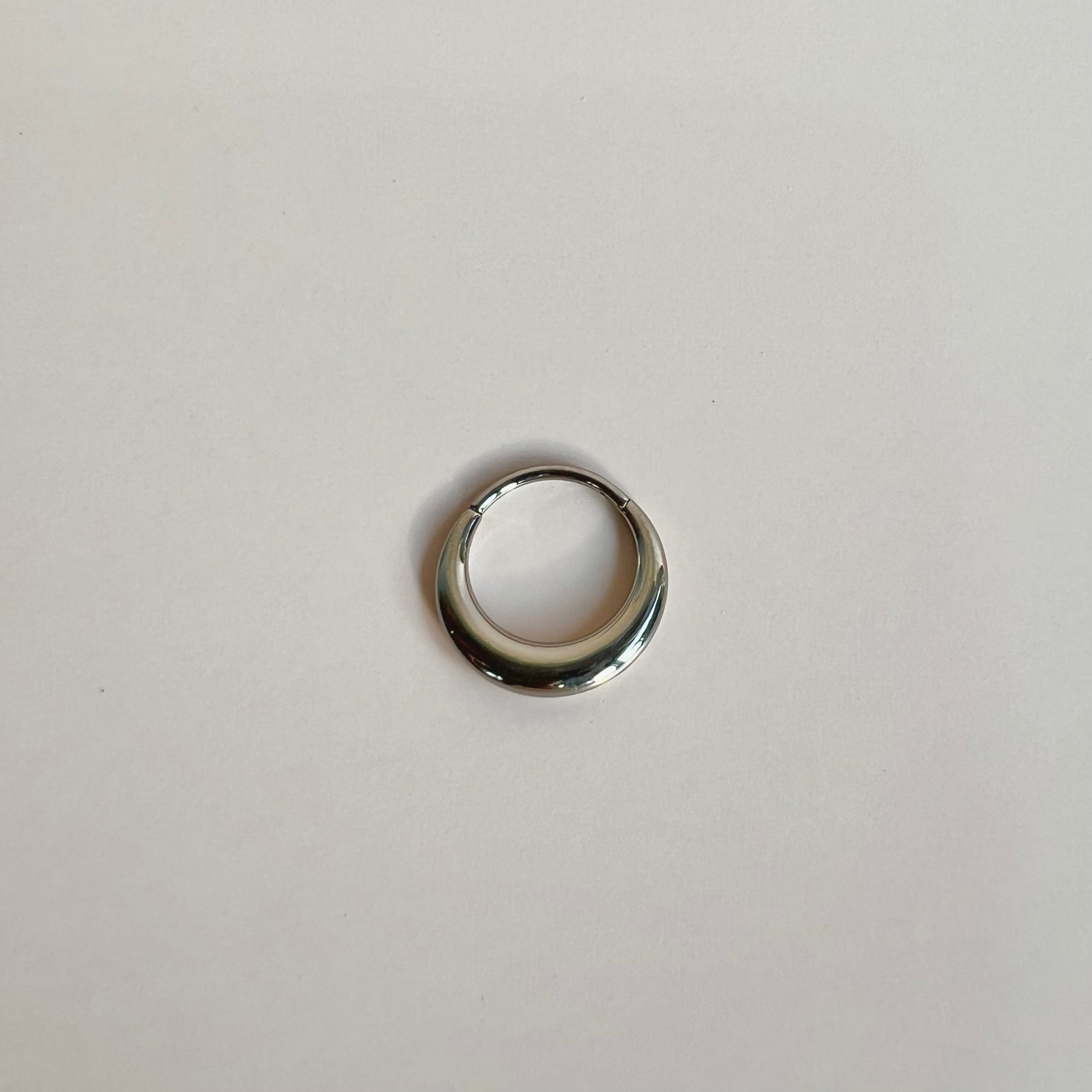 Crescent Arch Threadless Titanium