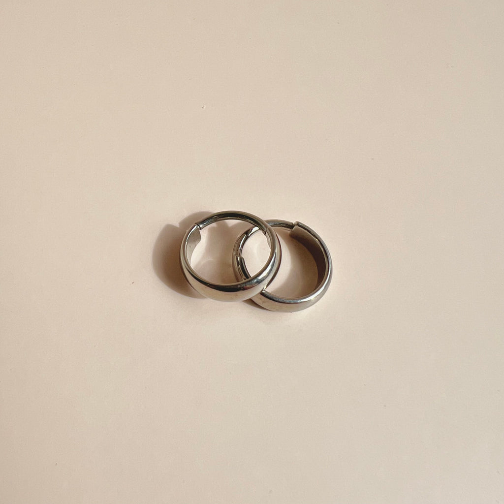 Bold Minimalist Threadless Titanium Earring
